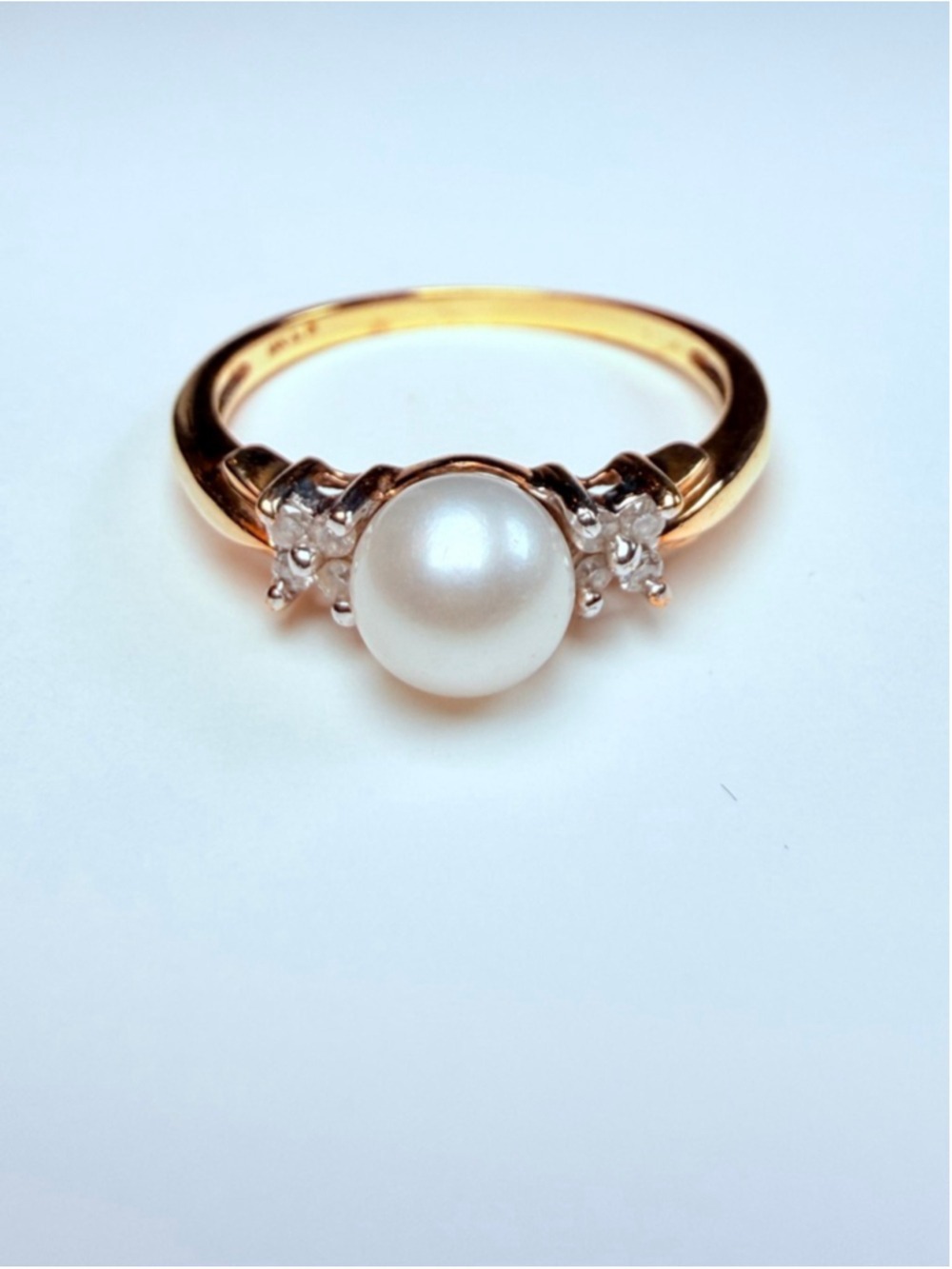 10K Solid Yellow Gold Genuine Diamond & 6.5MM Cultivated Pearl Vintage Ring